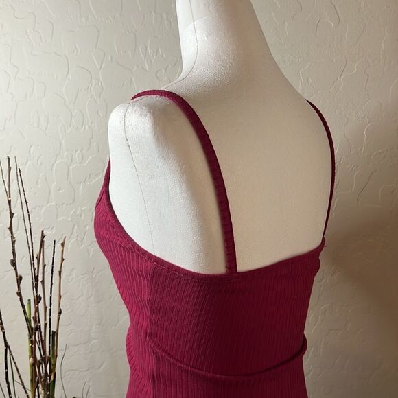 RUE 21 red spaghetti strap top. Ribbed w/faux front buttons & low neckline - Picture 4 of 9